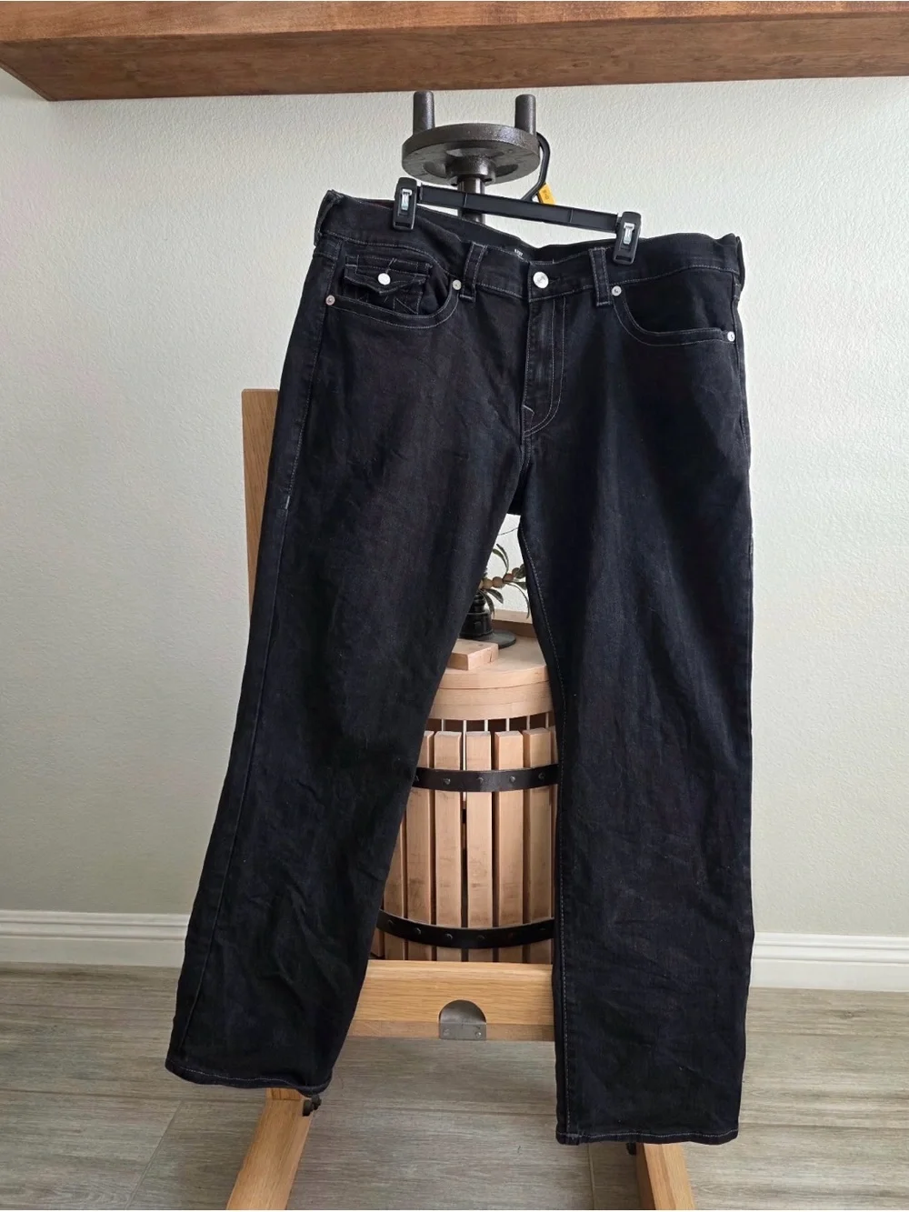 True Religion Ricky Relaxed Straight Jeans - Size 40